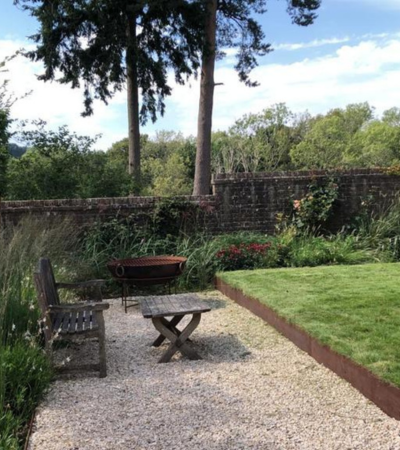 Rotherfield garden pebbles and fire pit